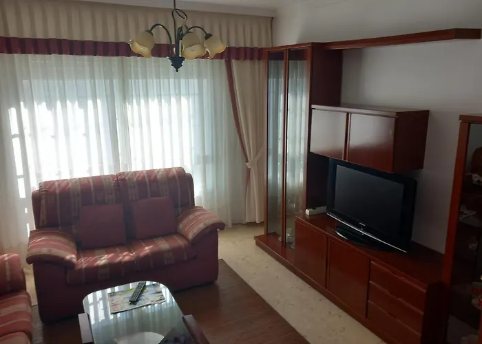 2º Izq. Piso En O Grove, Vacaciones Y Fines De Semana. *